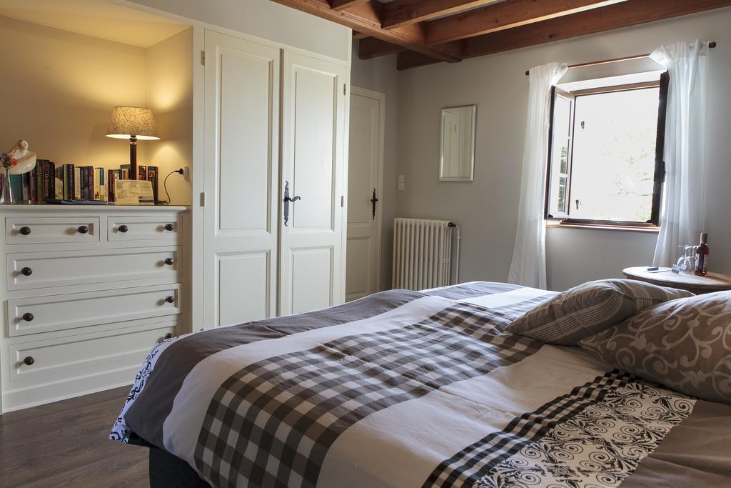 Luxury B&B Maison A Votre Sante, In Bordeaux Wine Region Savignac-de-Duras Zimmer foto
